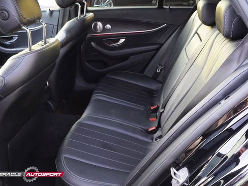 Used 2017 Mercedes-Benz E 400 4MATIC Wagon image 22