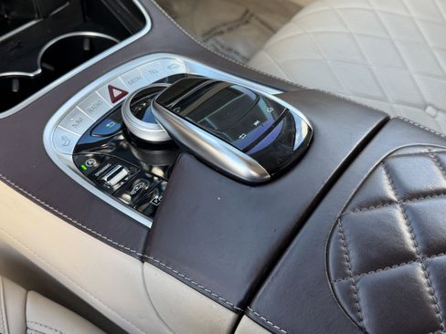 Certified 2020 Mercedes-Benz Maybach S 560 4MATIC image 29