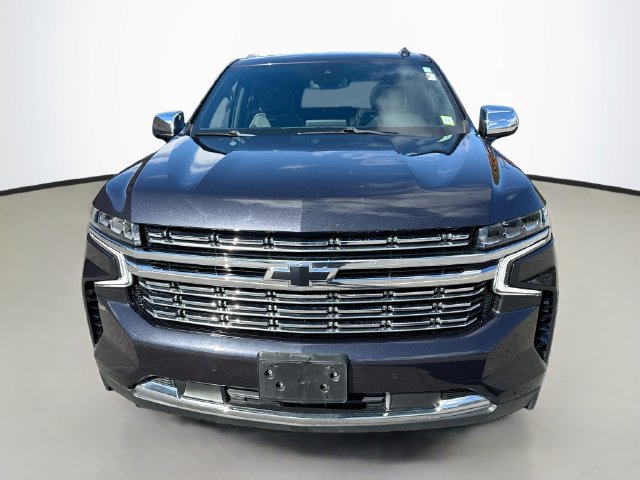Used 2023 Chevrolet Suburban Premier AWD/4WD image 2