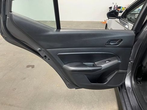 Used 2024 Nissan Altima 2.5 SV FWD image 19