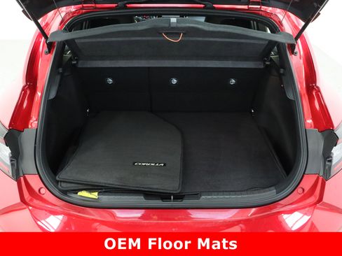 Used 2025 Toyota Corolla SE image 29