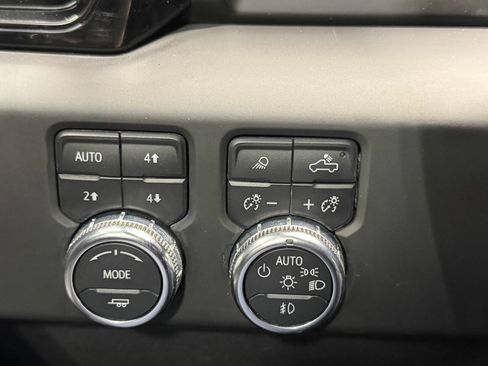 Used 2022 GMC Sierra 1500 AT4 w/ AT4 Preferred Package AWD/4WD image 30