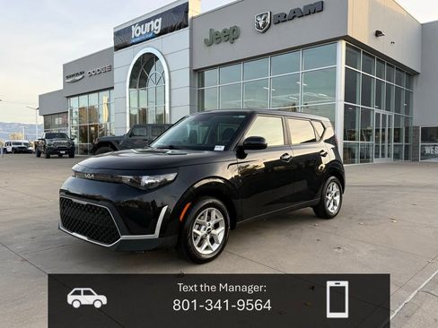 Used 2024 Kia Soul LX w/ LX Technology Package image 1