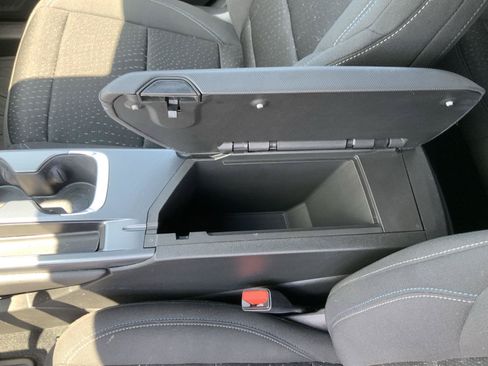 Used 2025 Chevrolet Equinox EV LT w/ LPO, All-Weather Mat Package FWD image 41