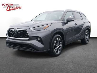 Used 2024 Toyota Highlander XLE