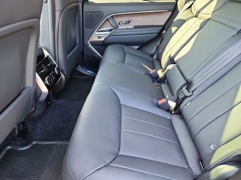 New 2026 Land Rover Range Rover SE AWD/4WD image 5