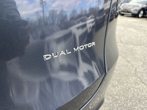 Used 2023 Tesla Model Y Long Range image 32