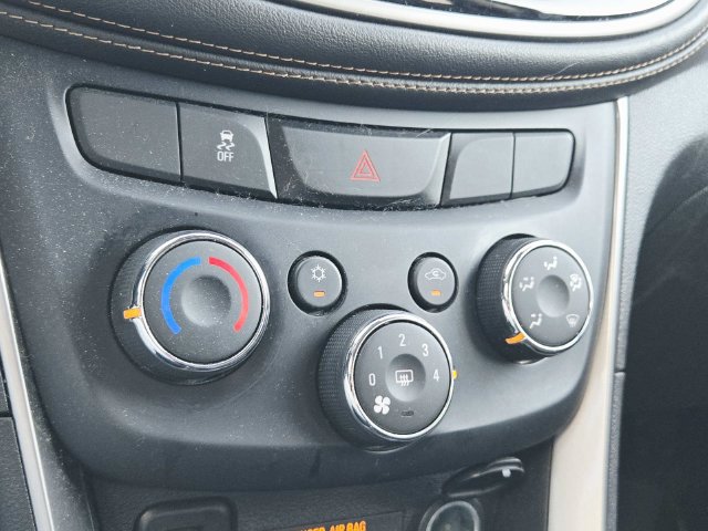 Used 2019 Chevrolet Trax LS w/ Tint and Cruise Package FWD image 18