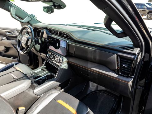 Used 2024 GMC Sierra 3500 AT4 w/ AT4 Premium Plus Package image 17