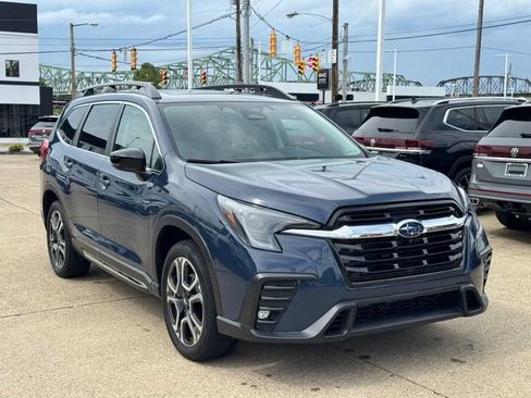 Used 2024 Subaru Ascent Limited w/ Technology Package AWD/4WD image 8