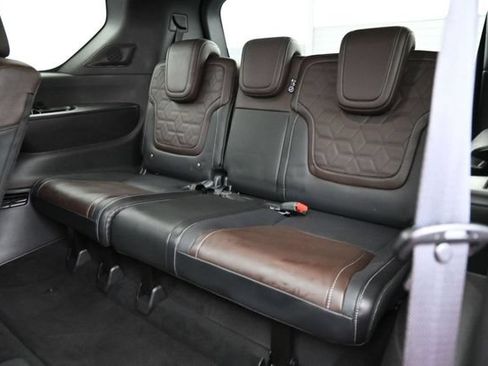 Used 2025 Nissan Armada Platinum AWD/4WD image 29
