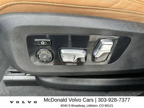 Used 2024 BMW X7 xDrive40i w/ M Sport Package AWD/4WD image 12