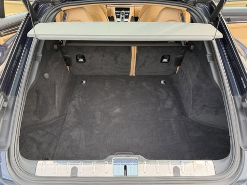 Used 2023 Porsche Panamera 4 Platinum Edition image 56