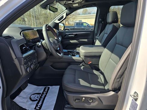 New 2026 Chevrolet Suburban RST w/ Advanced Technology Package image 9