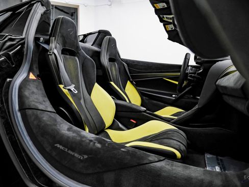 Used 2024 McLaren 750S Spider image 61