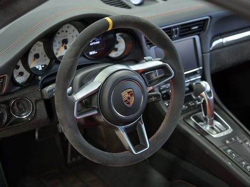 Used 2016 Porsche 911 GT3 RS RWD image 28