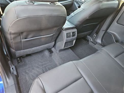 Used 2022 Nissan Rogue SV w/ SV Premium Package image 18