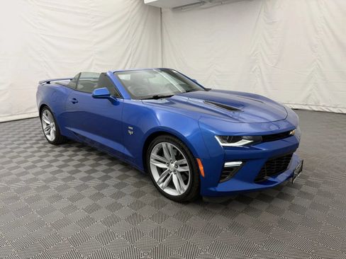 Used 2016 Chevrolet Camaro SS RWD image 4