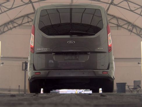 Used 2016 Ford Transit Connect XLT FWD image 7