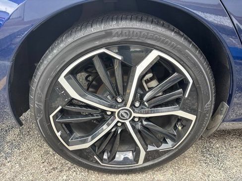 Used 2024 Nissan Altima 2.5 SR FWD image 10