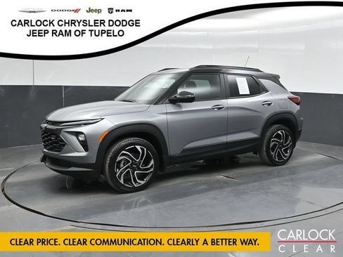 Used 2025 Chevrolet TrailBlazer RS w/ Driver Confidence Package AWD/4WD image 1