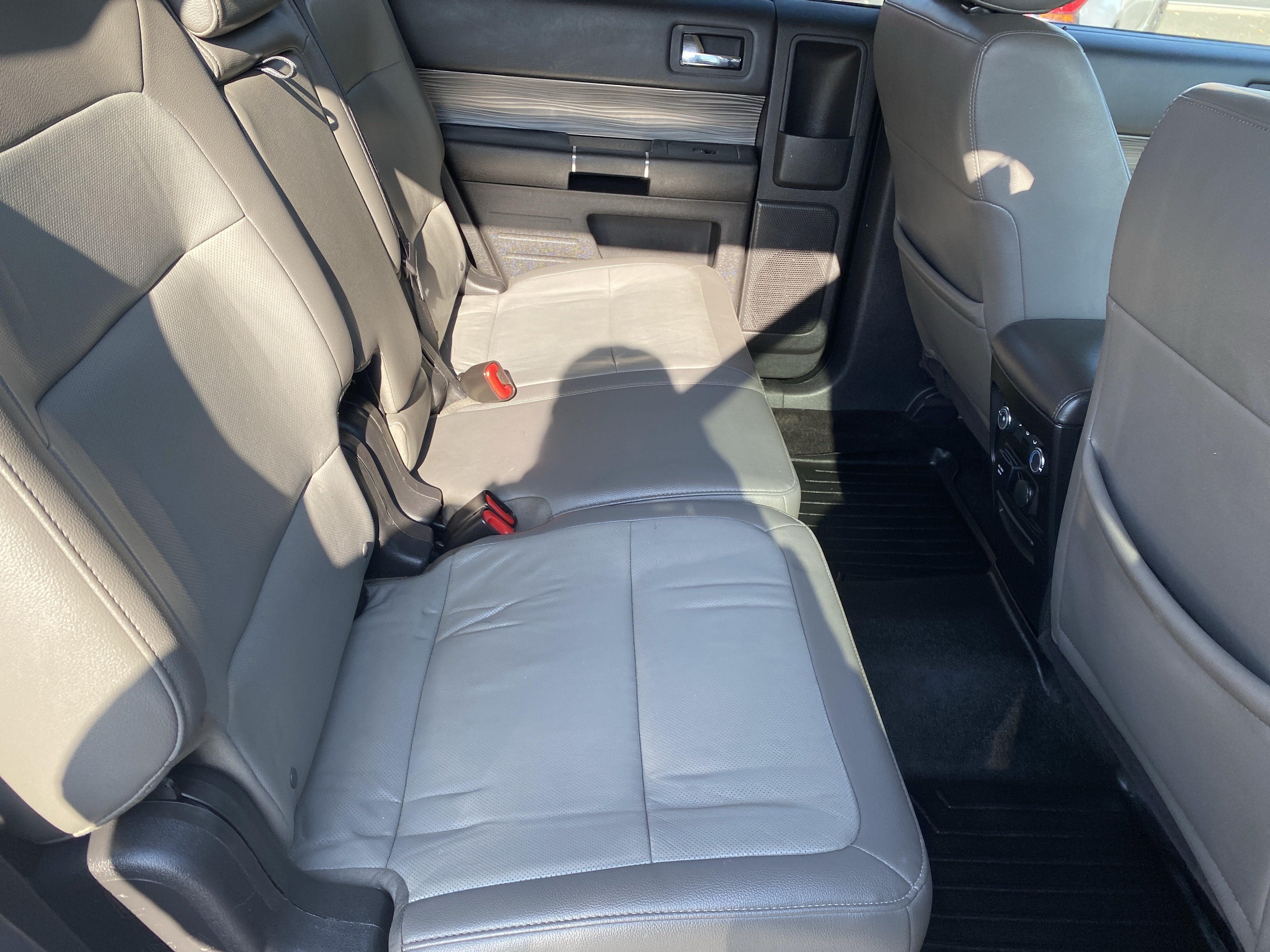 Used 2019 Ford Flex Limited w/ Limited Appearance Package AWD/4WD image 28