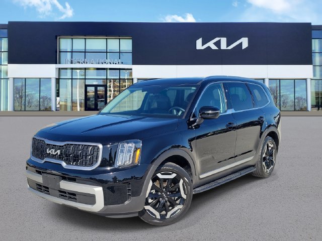 Used 2024 Kia Telluride EX w/ EX Captain's Chair Package FWD image 1