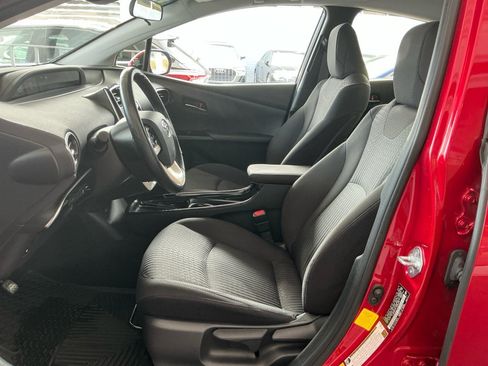 Used 2018 Toyota Prius Prime Plus FWD image 34