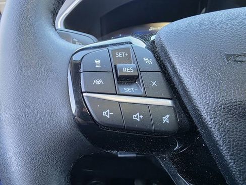 Certified 2022 Ford Escape SEL w/ Technology Package AWD/4WD image 15