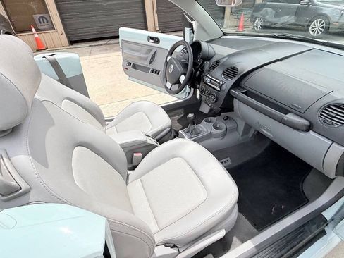 Used 2004 Volkswagen Beetle GLS FWD image 69