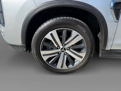 Used 2021 Mitsubishi Outlander Sport SE AWD/4WD image 9