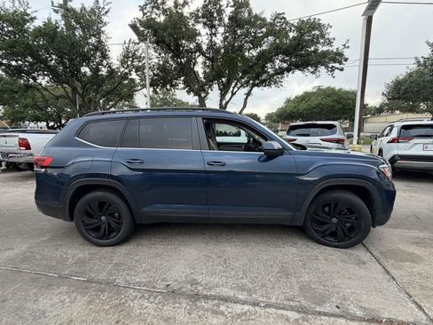 Used 2022 Volkswagen Atlas SE image 4