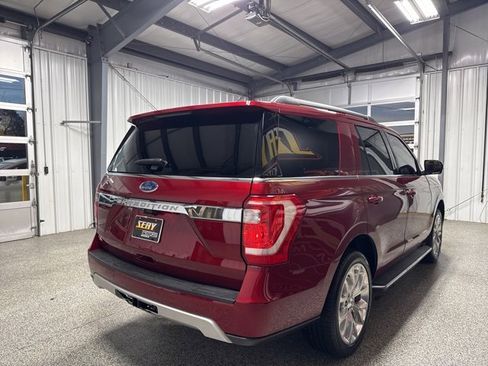 Used 2018 Ford Expedition XLT w/ Equipment Group 202A image 25