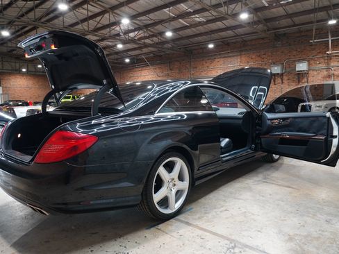 Used 2011 Mercedes-Benz CL 550 4MATIC w/ Sport Pkg Plus One image 27