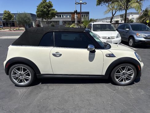 Used 2011 MINI Cooper S FWD image 19