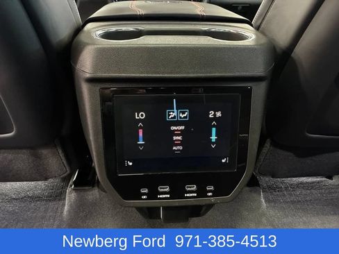 Used 2025 GMC Yukon XL AT4 Ultimate w/ LPO, AT4 Appearance Package AWD/4WD image 34