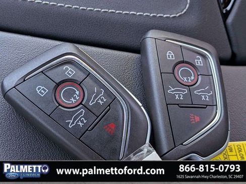 Used 2023 Chevrolet Corvette Stingray Preferred Cpe w/ Z51 Performance Package RWD image 29