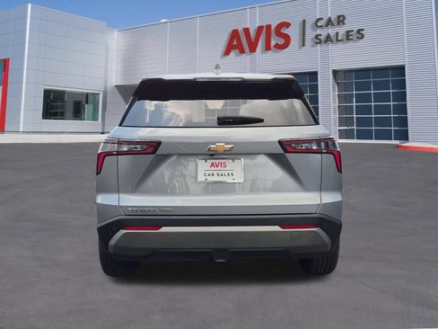 Used 2025 Chevrolet Equinox LT AWD/4WD image 7