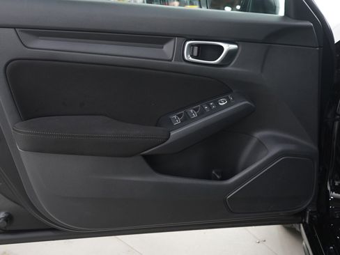 Used 2024 Honda Civic Sport image 17