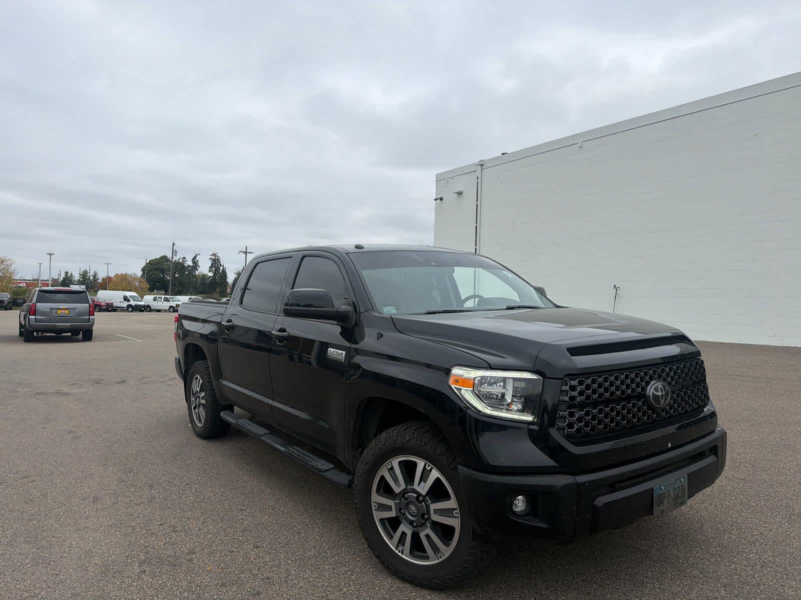 Used 2019 Toyota Tundra Platinum AWD/4WD image 2