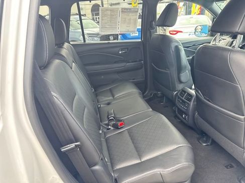 Certified 2019 Honda Passport Touring image 19