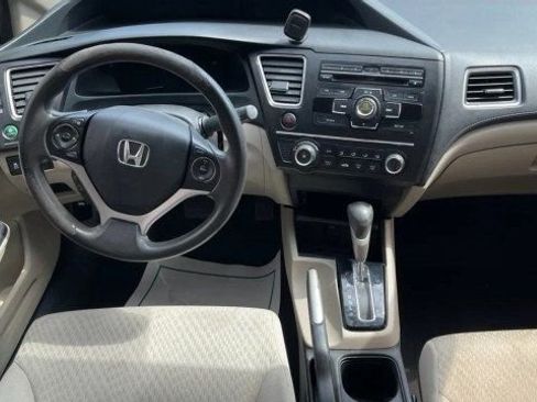 Used 2014 Honda Civic LX image 11