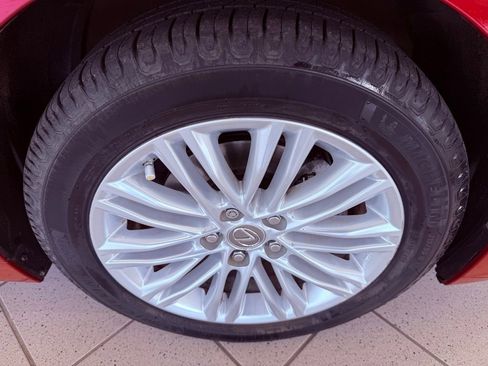 Used 2014 Lexus ES 350 w/ Luxury Package image 15