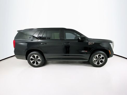 Used 2025 GMC Yukon AT4 Ultimate AWD/4WD image 9