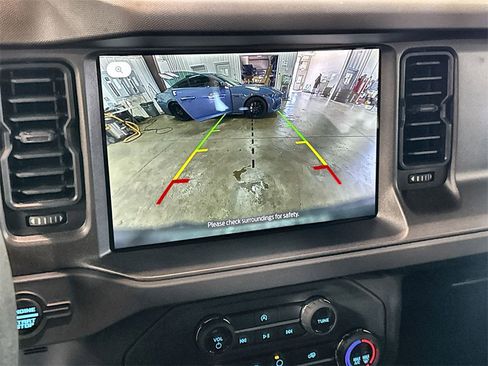 New 2025 Ford Bronco 4-Door image 20