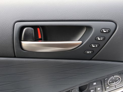 Used 2024 Lexus IS 500 RWD image 16