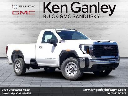 New 2025 GMC Sierra 2500 Pro
