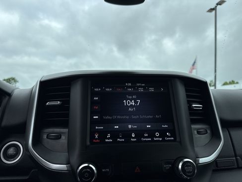 Used 2021 RAM 1500 Big Horn RWD image 21