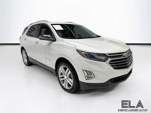 Used 2018 Chevrolet Equinox Premier FWD image 2