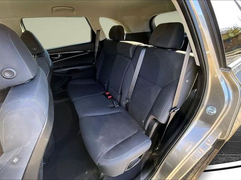 Used 2018 Kia Sorento LX image 21